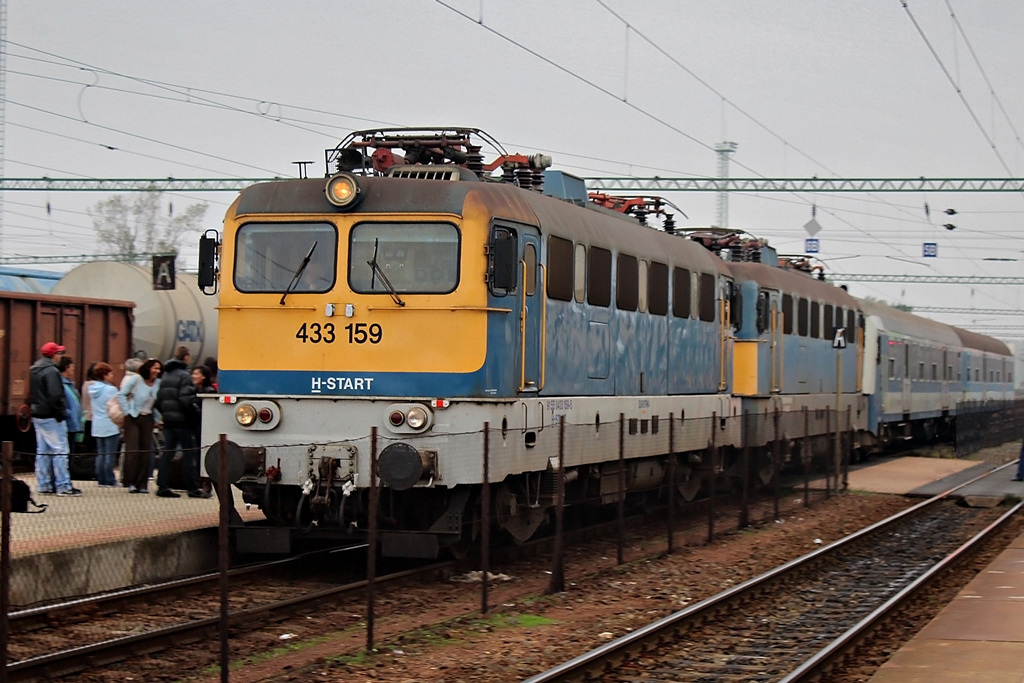 433 159 Dombóvár (2015.10.07).