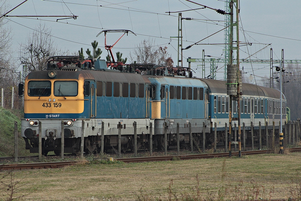 433 159 Dombóvár (2015.12.03)