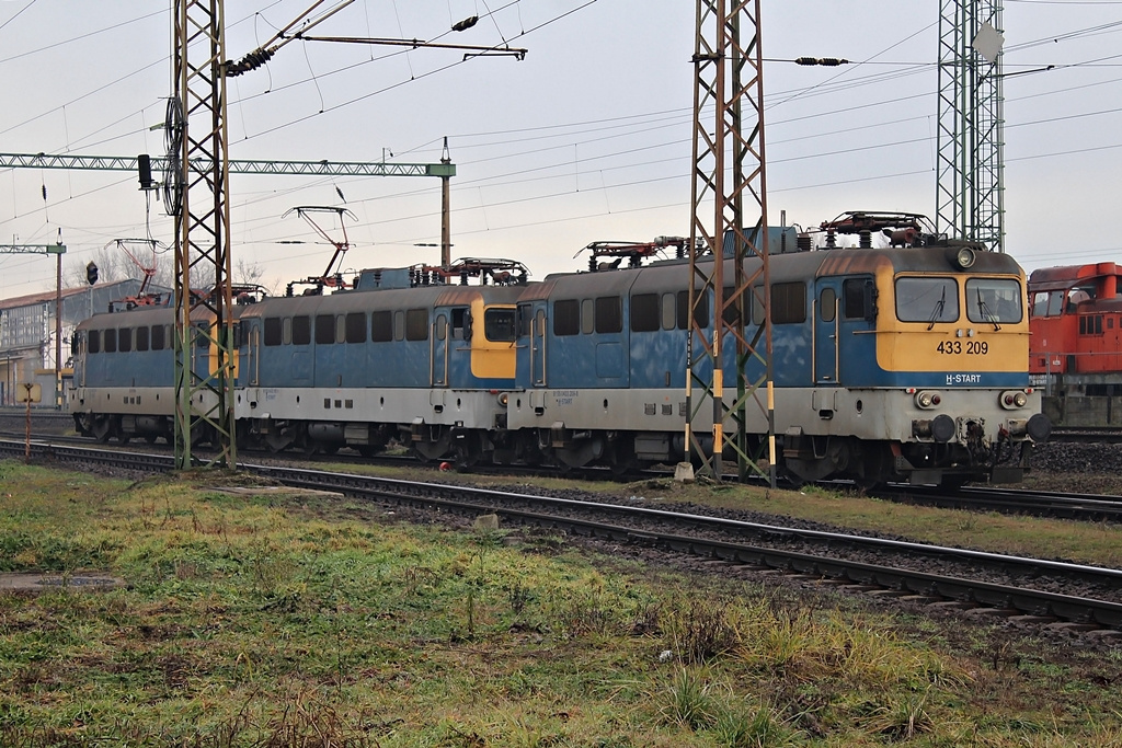 433 209 + 161 + 316 Dombóvár (2016.01.15).