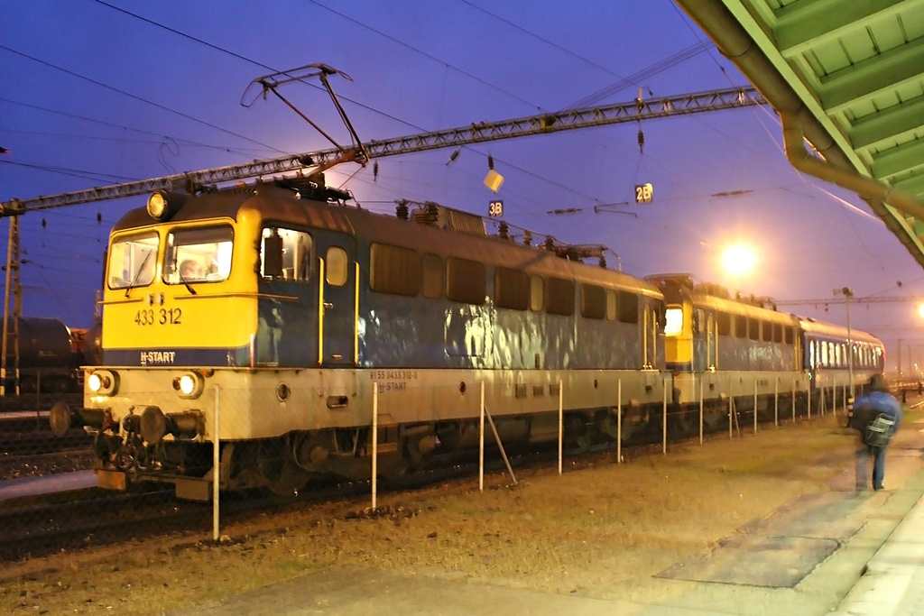 433 312 + 433 197 Dombóvár (2016.01.15).