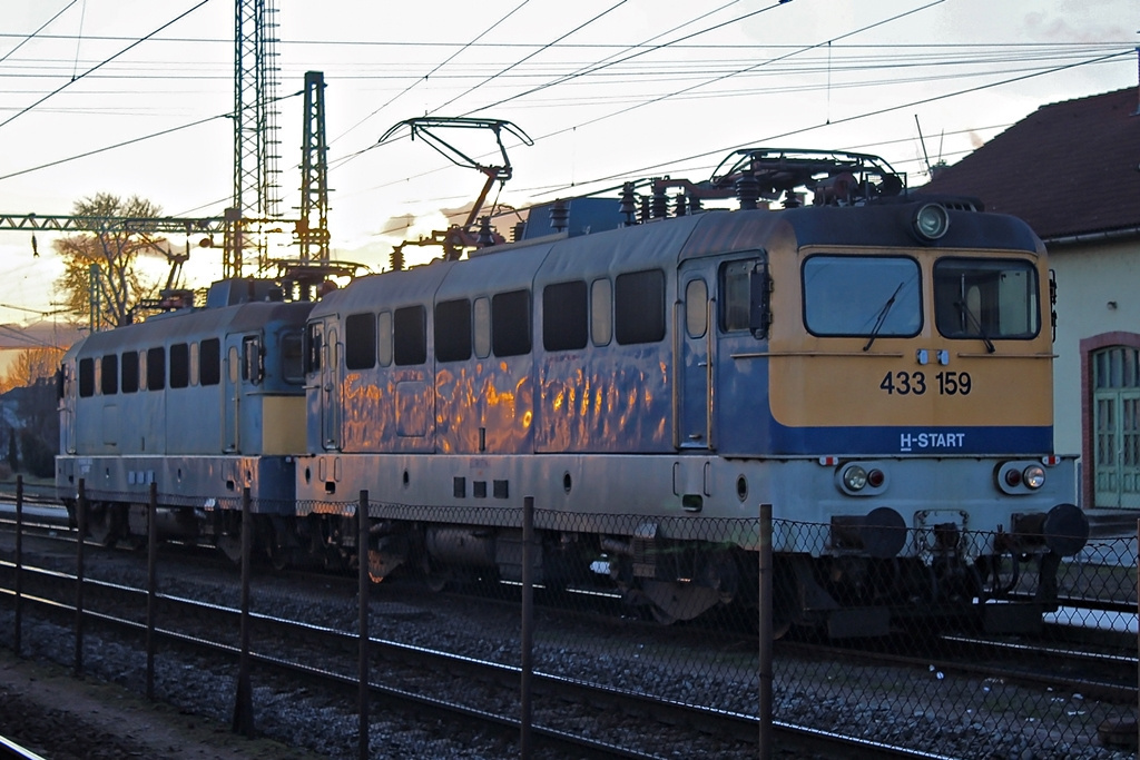 433 159 + 431 067 Dombóvár (2016.01.18).