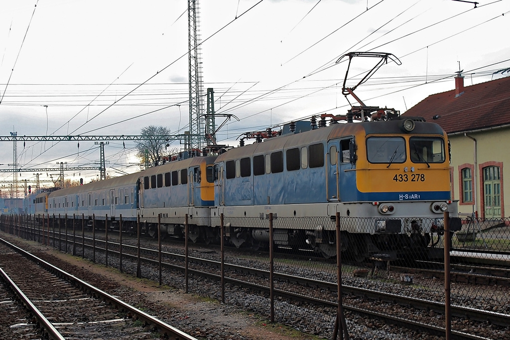 433 278 + 433 280 Dombóvár (2016.02.01).