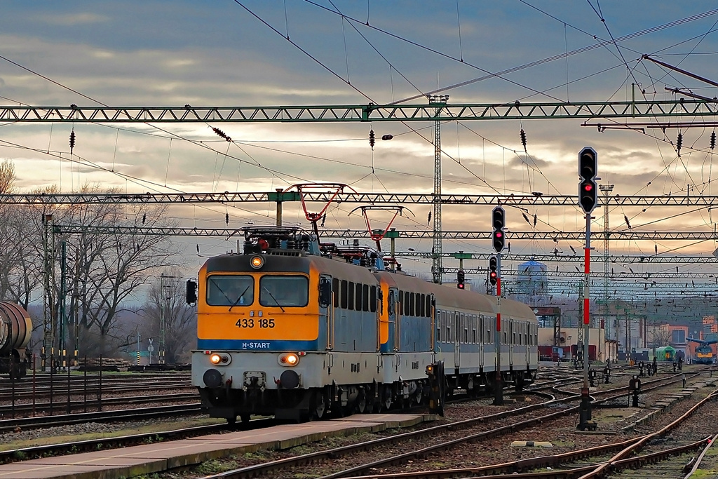 433 185 Dombóvár (2016.03.01).