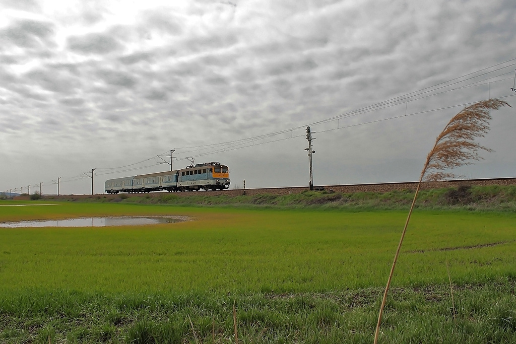 433 210 Dombóvár (2016.04.02).02