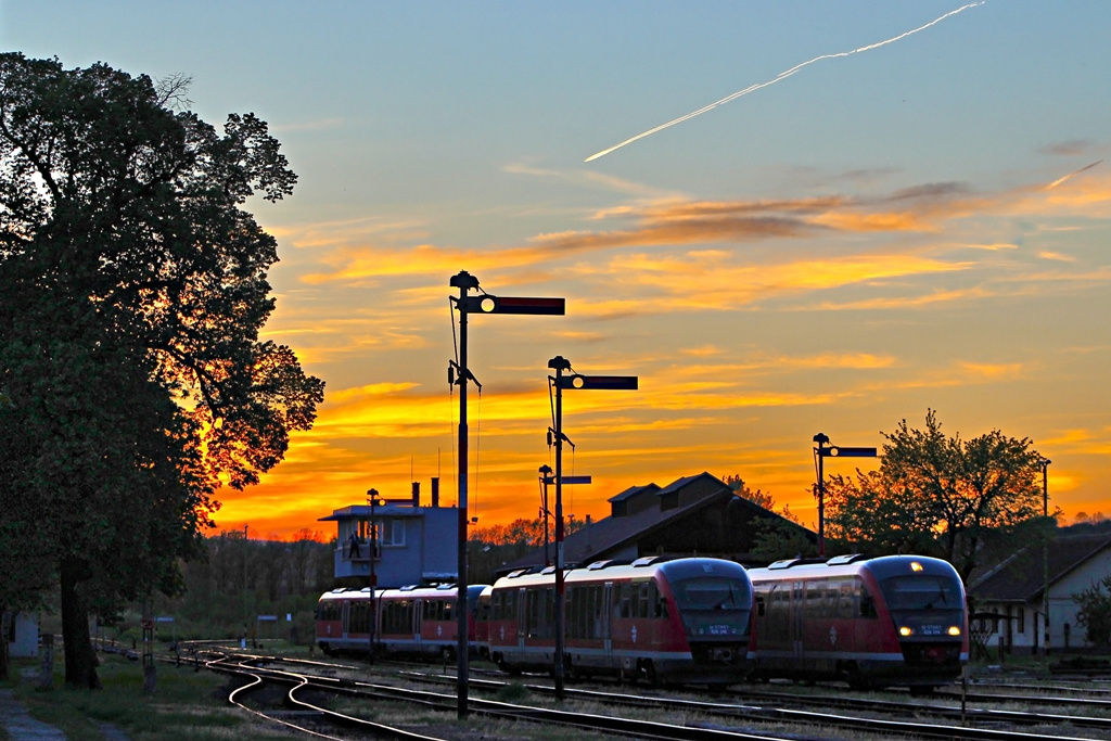 426 016 &amp; 426 014 Bátaszék (2016.04.16).