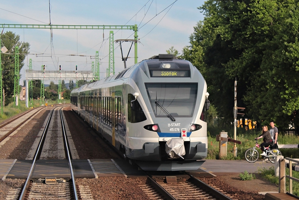 415 078 Vác (2016.06.03).