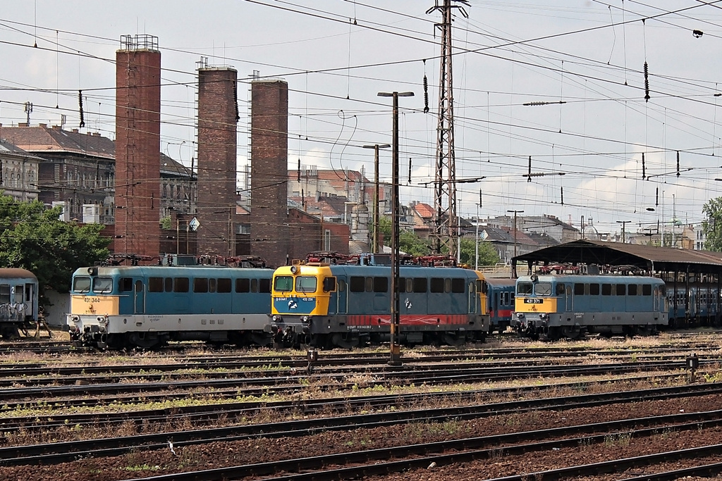 431 344 + 431 371 + 432 236 Budapest Nyugati