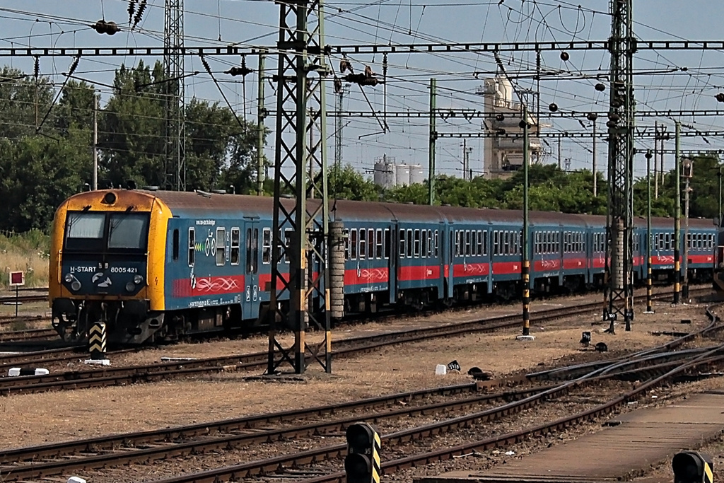 8005 421 Szolnok (2016.07.05).