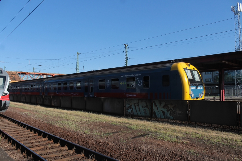 8005 423 Kőbánya - Kispest (2016.07.07).