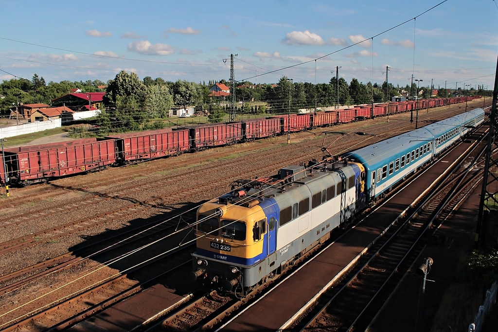 432 235 Nyékládháza (2016.07.14).