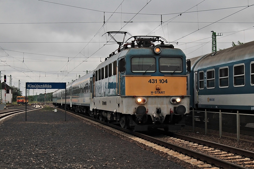 431 104 Kisújszállás (2016.07.16).