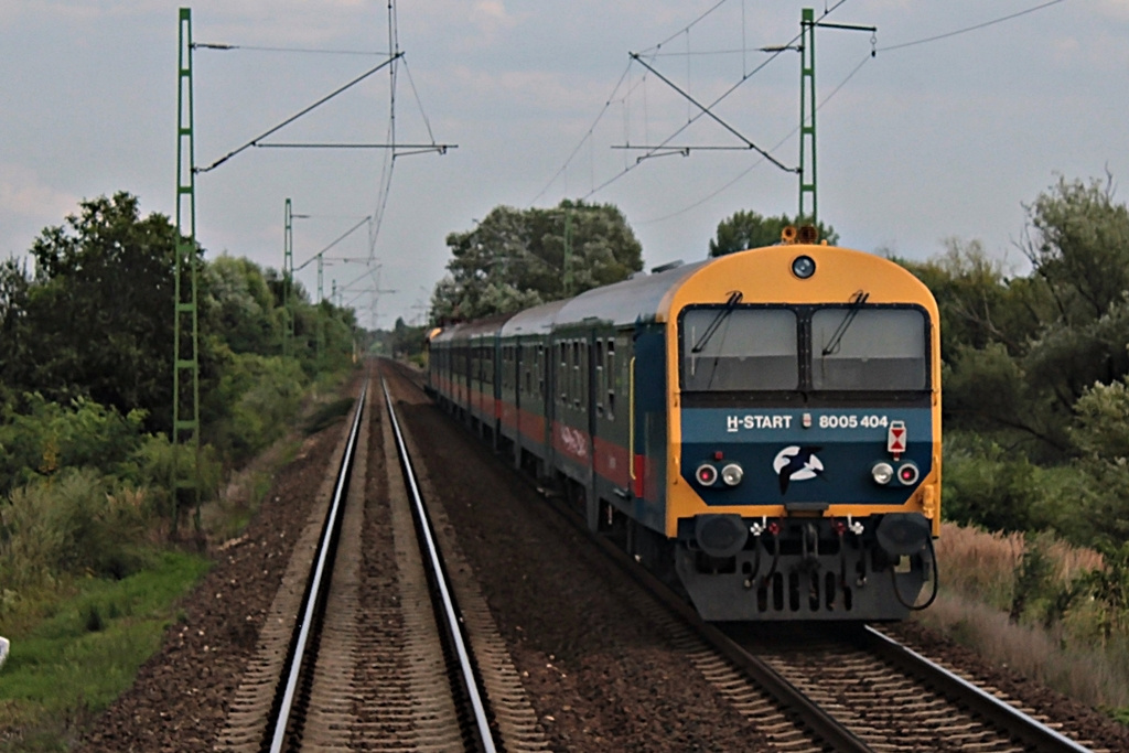 8005 404 Cegléd (2016.07.25).