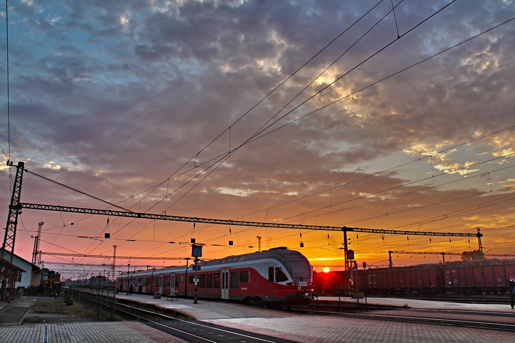 415 054 Dombóvár (2016.08.19).