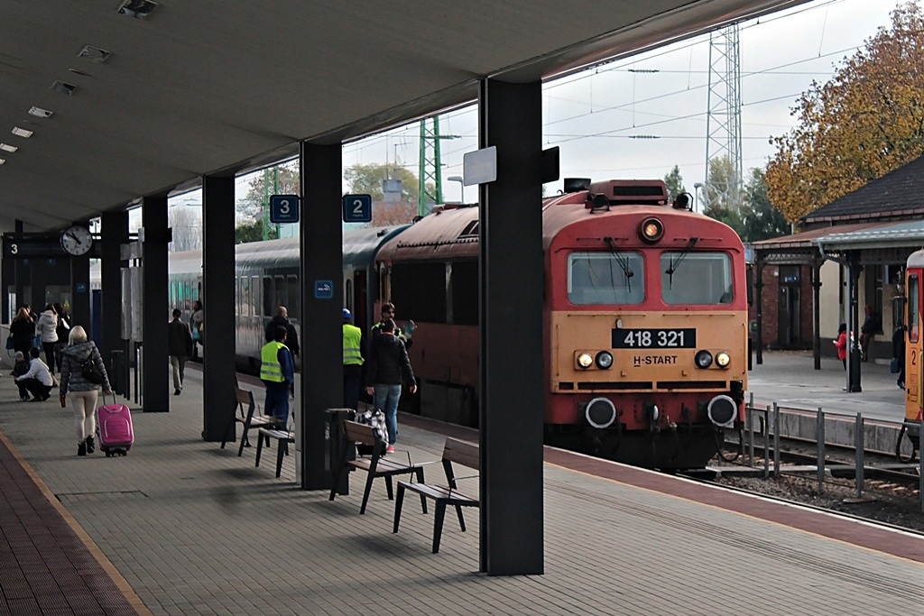 418 321 Püspökladány (2016.10.22).