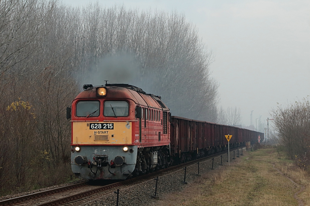 628 215 Alsónyék (2016.11.25).