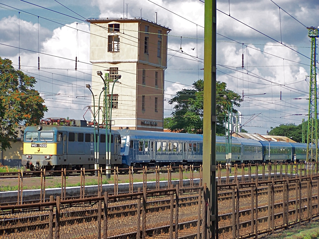 V43-1022 Miskolc Tiszai (2009.06.24)