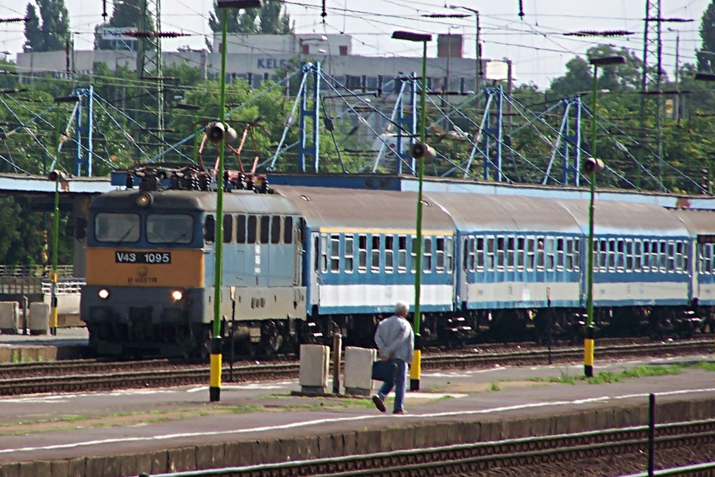 V43-1095 Debrecen (2009.06.24).