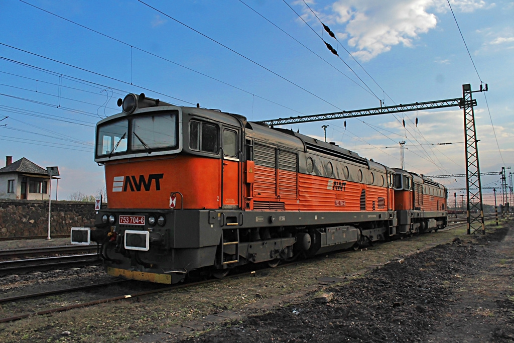 753 704+708 Dombóvár (2017.03.30).