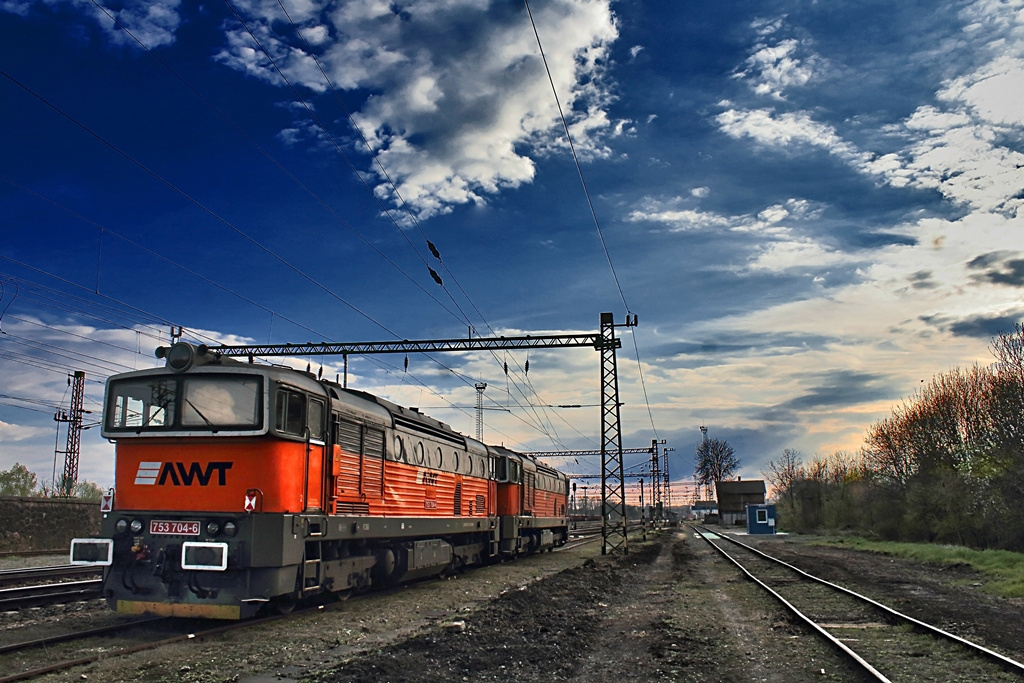 753 704+708 Dombóvár (2017.03.30).