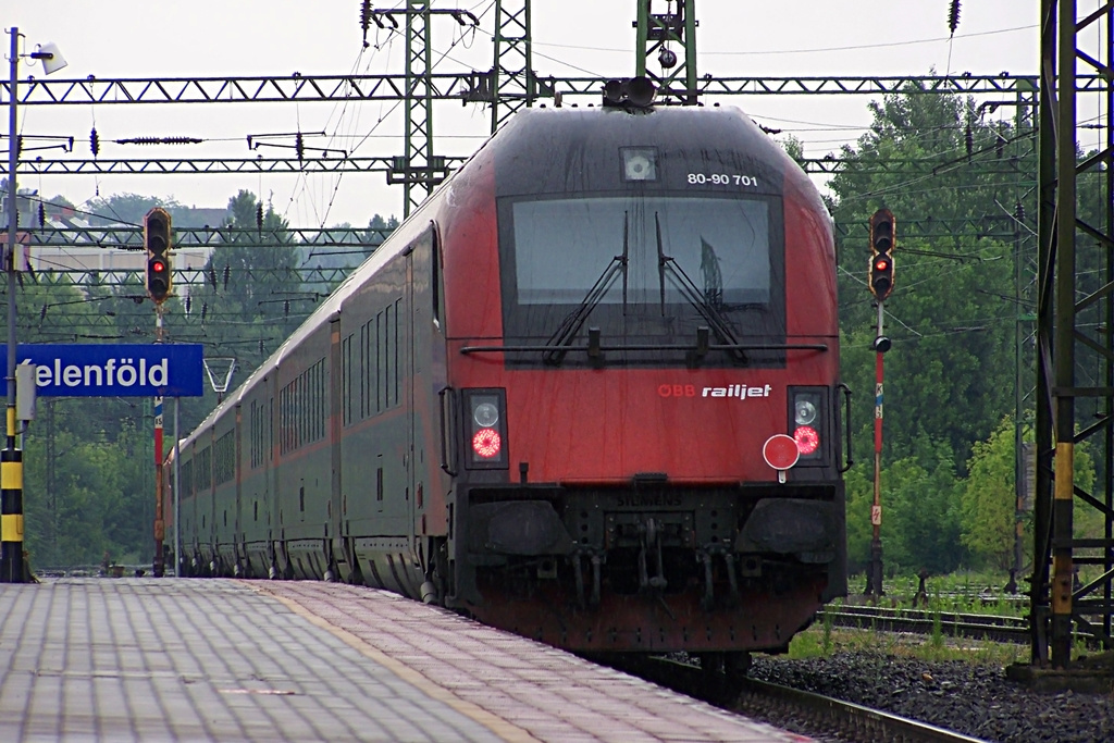 8090 701 Kelenföld (2011.06.14)