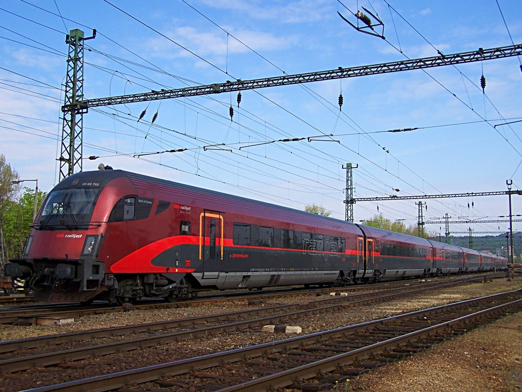 8090 702 Kelenföld (2011.04.16).