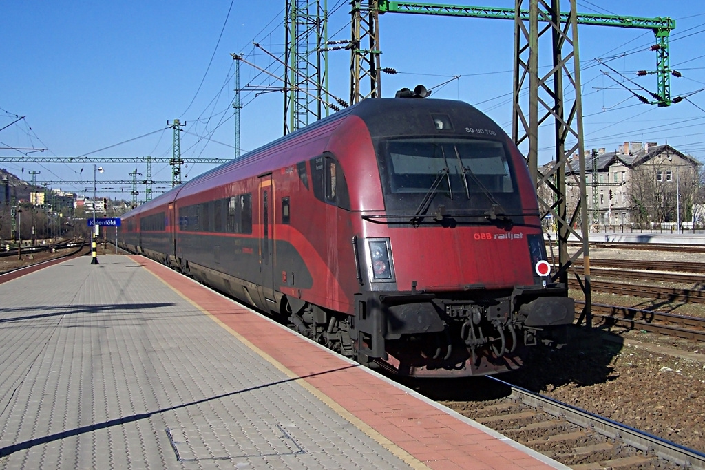 8090 708 Kelenföld (2011.03.24).