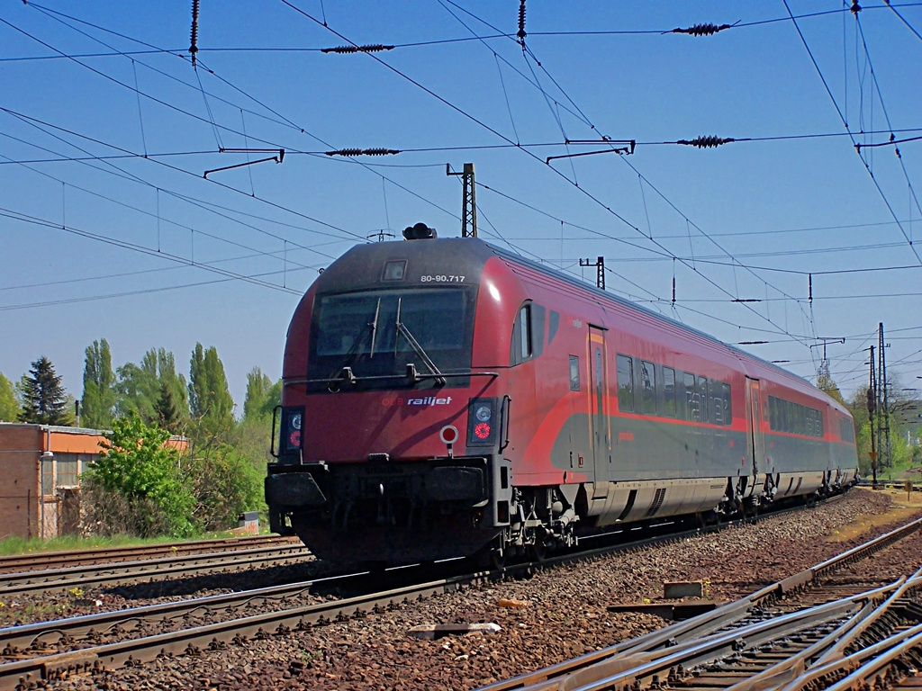 8090 717 Budaörs (2011.04.21).