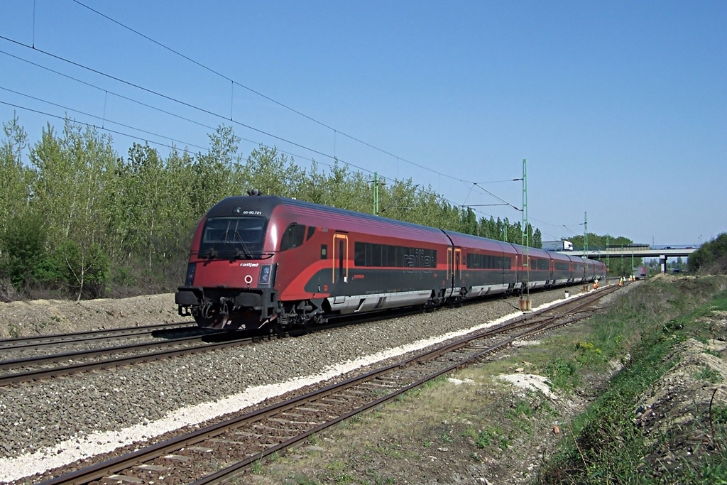 8090 721 Budaörs (2011.04.21).