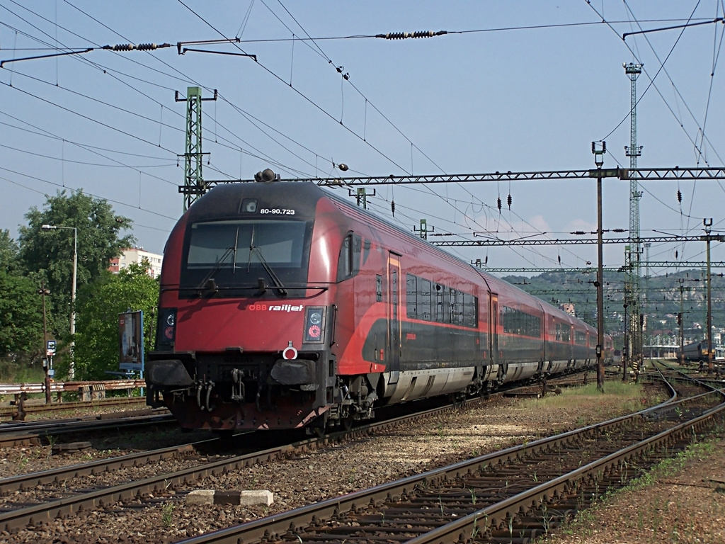 8090 723 Kelenföld (2011.05.21).