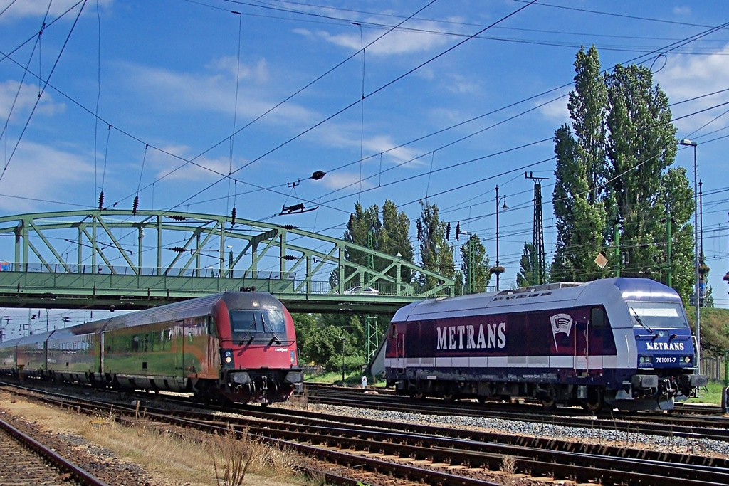 8090 730 Komárom (2011.08.16)