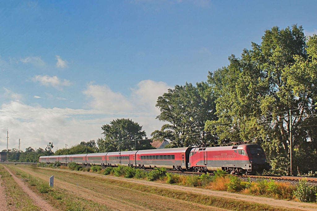 1116 206 Szőny (2017.07.12).