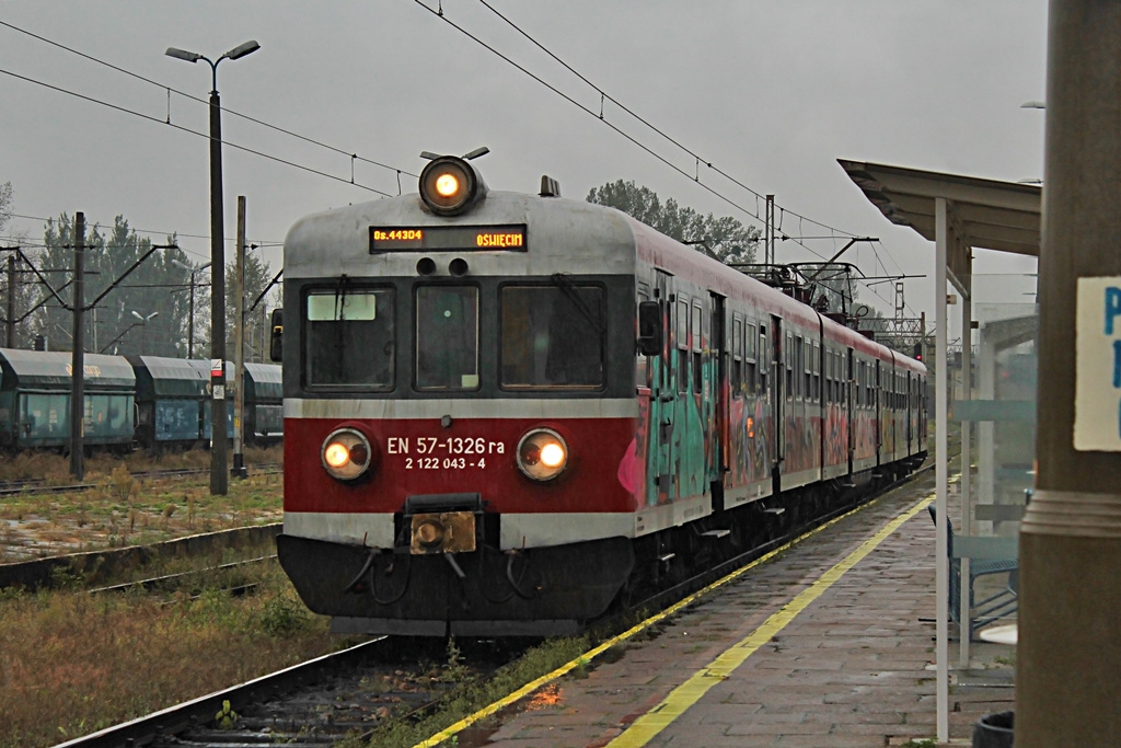 EN57-1326 Auschwitz (2017.09.17)