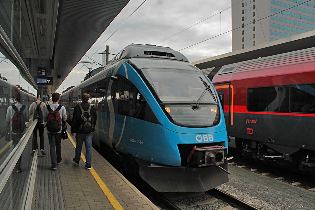 4024 013 Linz Hbf (2017.09.21)02