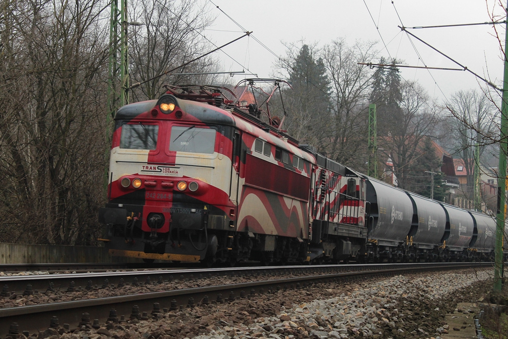 242 284 +742 087 Zebegény (2018.01.07)..