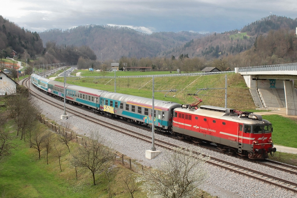 342 010 Zgornji Log (2018.04.04).