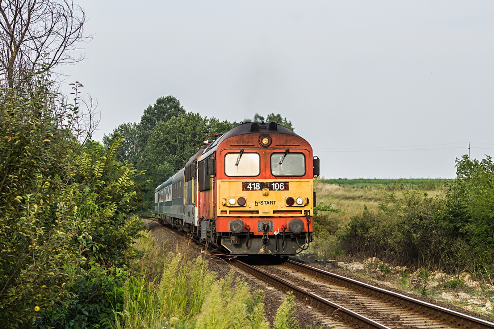 418 106+433 220 Nagykarácsony (2019.08.23).02