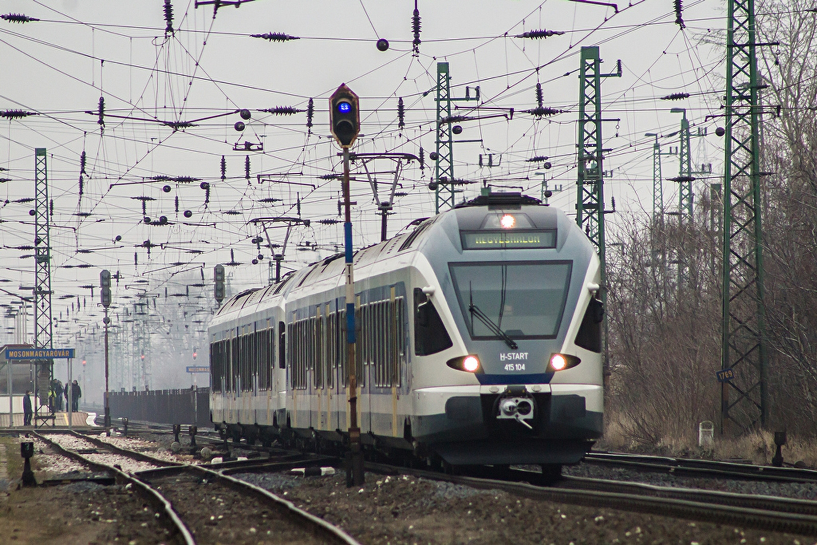 415 104 Mosonmagyaróvár (2020.01.24).