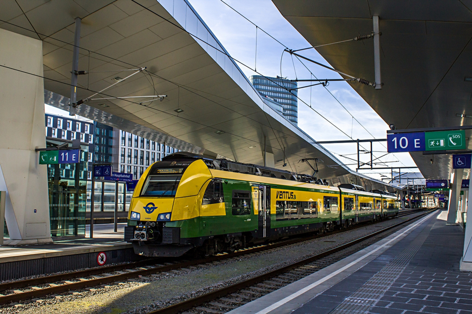 4744 301 Wien Hbf (2020.02.22).