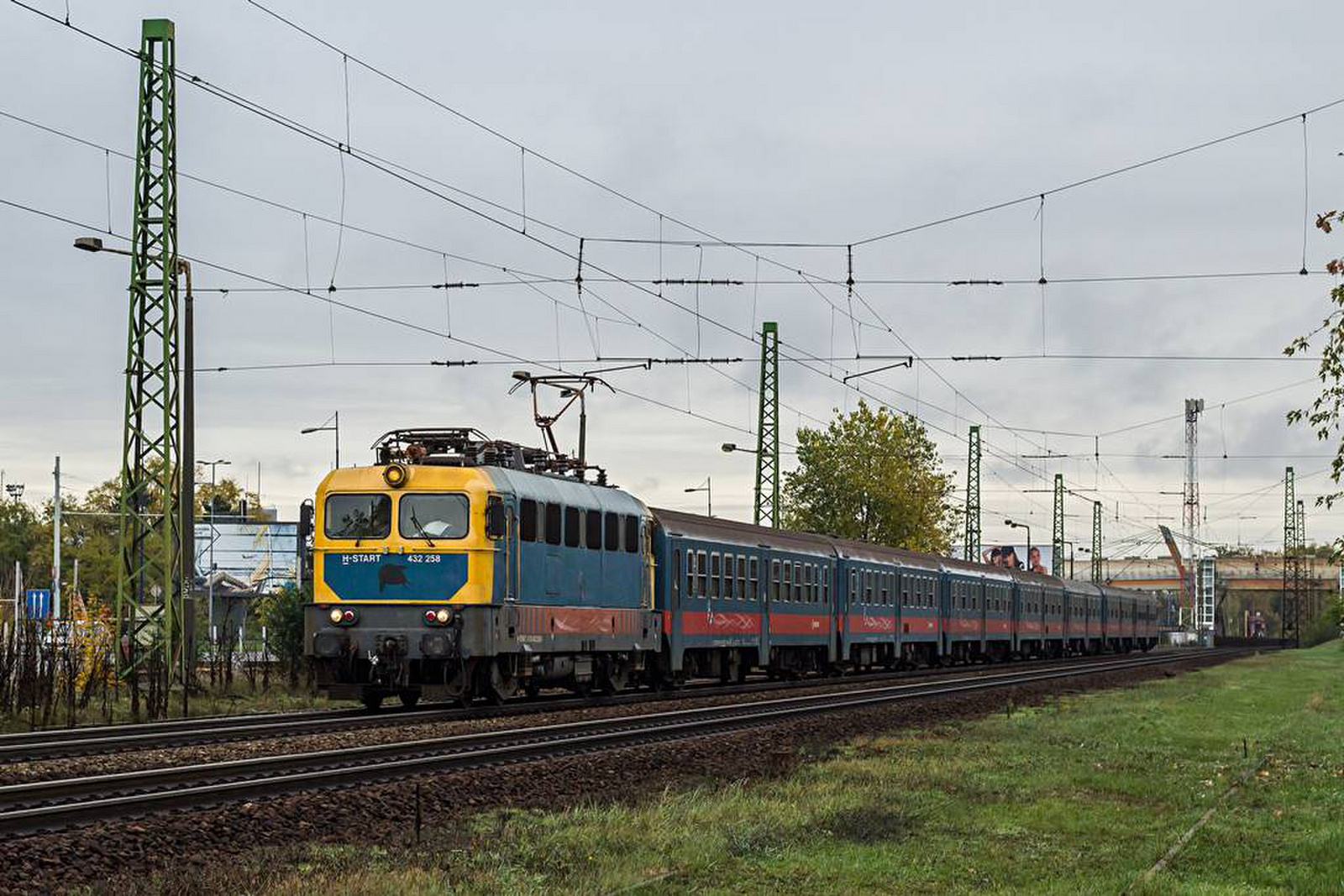 432 258 Ferihegy (2020.11.05)01