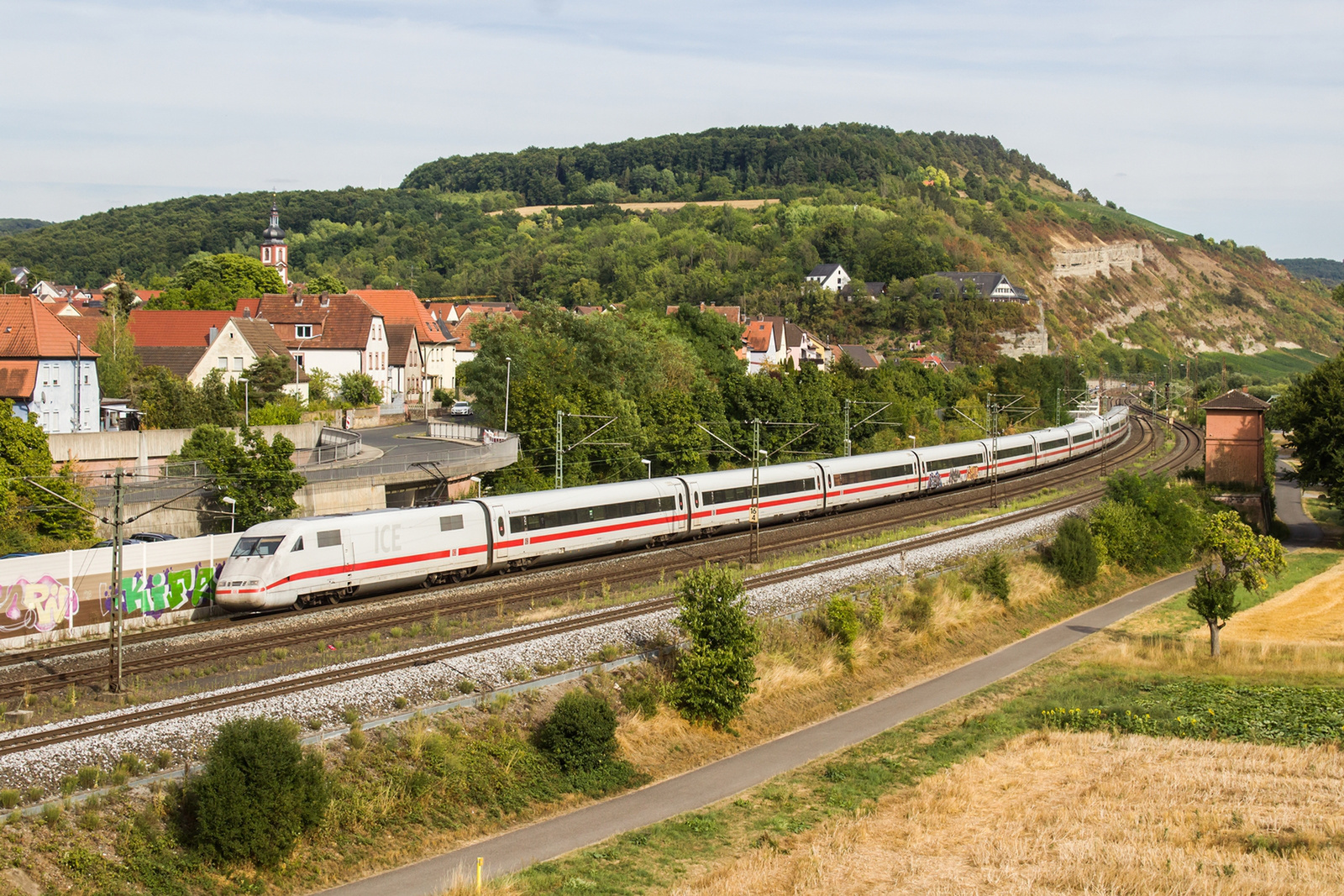 ICE 1 Retzbach-Zellingen (2022.08.02).01