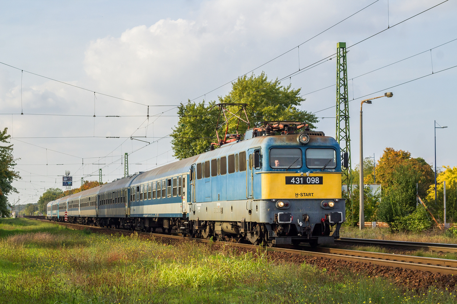 431 098 Ferihegy (2022.10.09).02