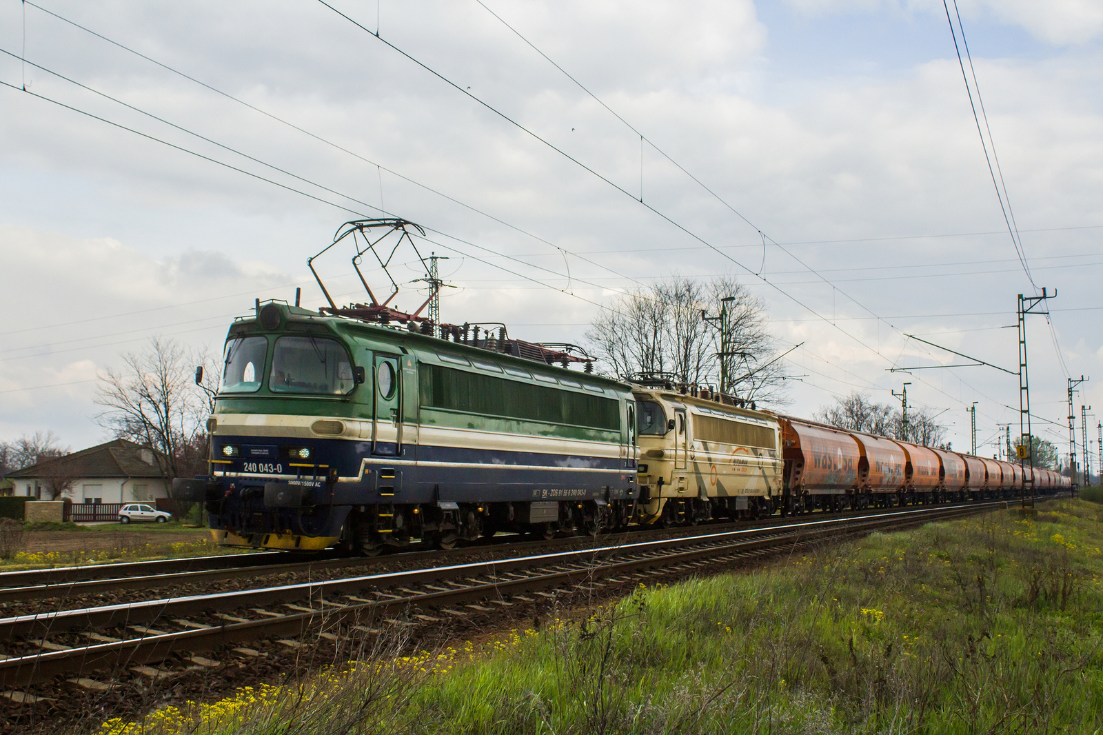 240 043+009 Pilis (2023.04.09).