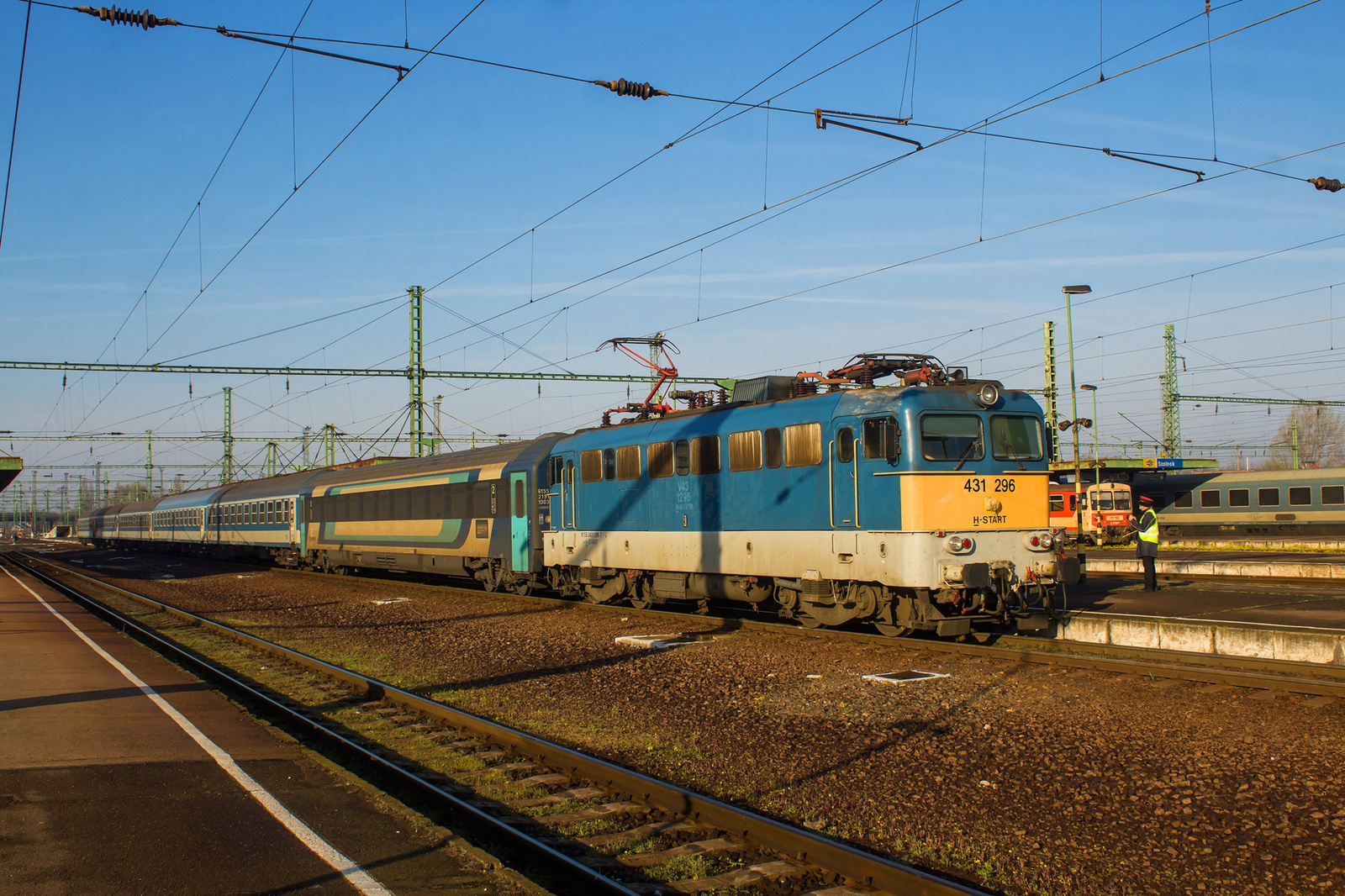 431 296 Szolnok (2023.04.11)