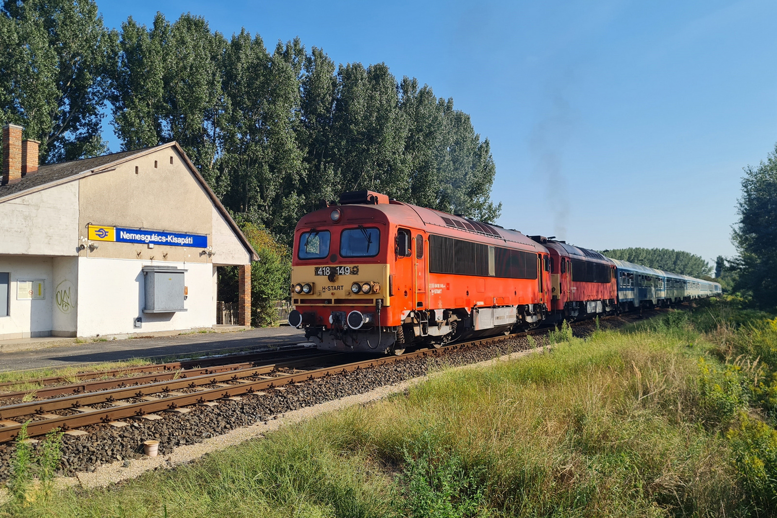 418 149+154 Nemesgulács-Kisapáti (2023.08.27).