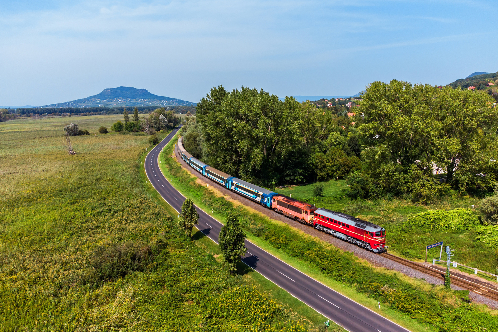 628 194+418 330 Badacsonylábdihegy (2023.08.27).01