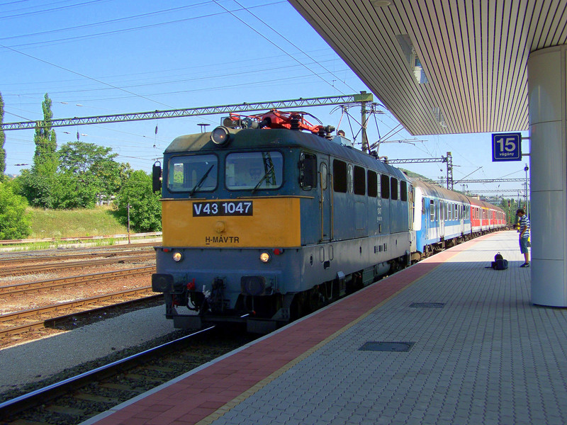 V43 - 1047 BP Kelenföld (2009.07.14)