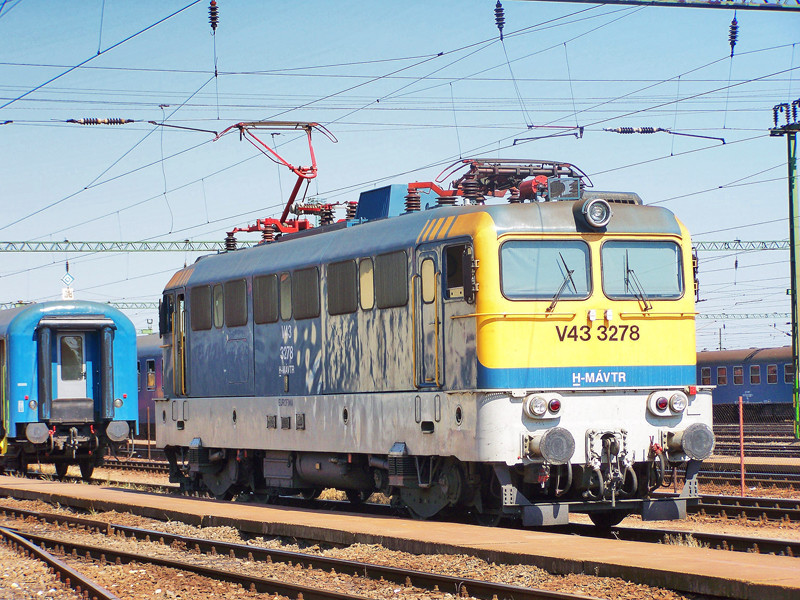 V43 - 3278 Dombóvár (2009.08.21)02.