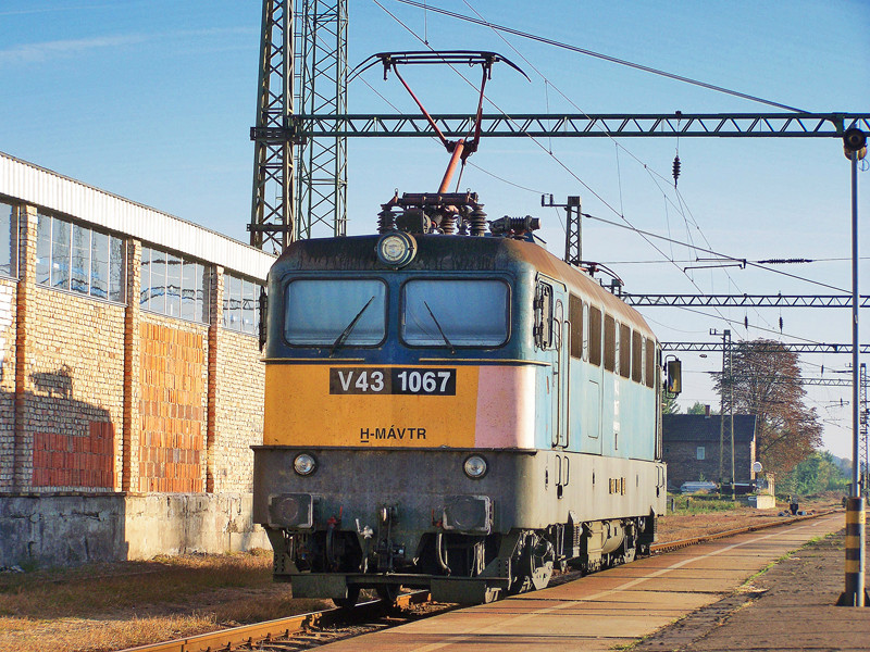 V43 - 1067 Dombóvár (2009.10.05).02.