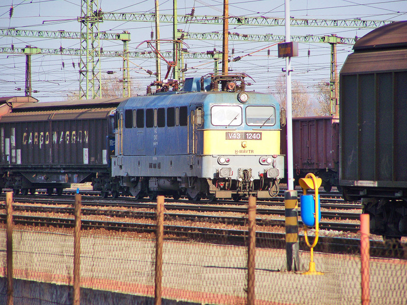 V43 - 1240 Dombóvár (2009.11.20).