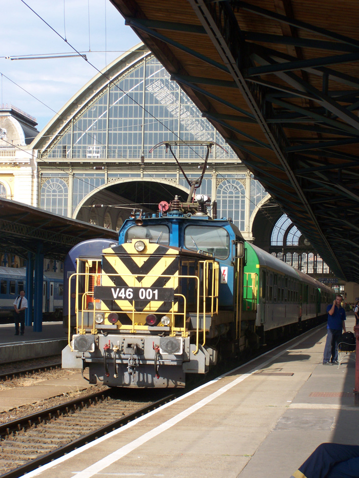 V46 - 001 BP Keleti (2009.08.18)02.